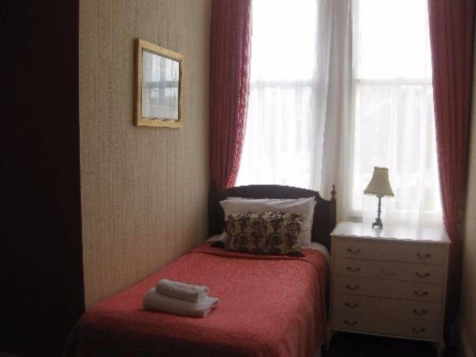 Park View Hotel Eastbourne Exteriör bild